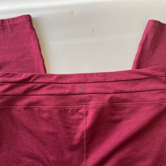 EUC Gaiam yoga pants size XL wine red - Picture 3 of 14
